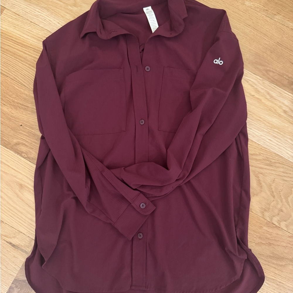 ALO Yoga Women's Burgundy Button-Up Shirt